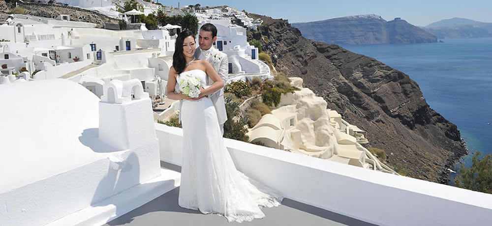 ギリシャ・サントリーニ島、カナベス イア スイーツ結婚式