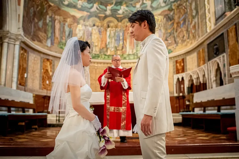 セント・ポールズ教会のドレス姿